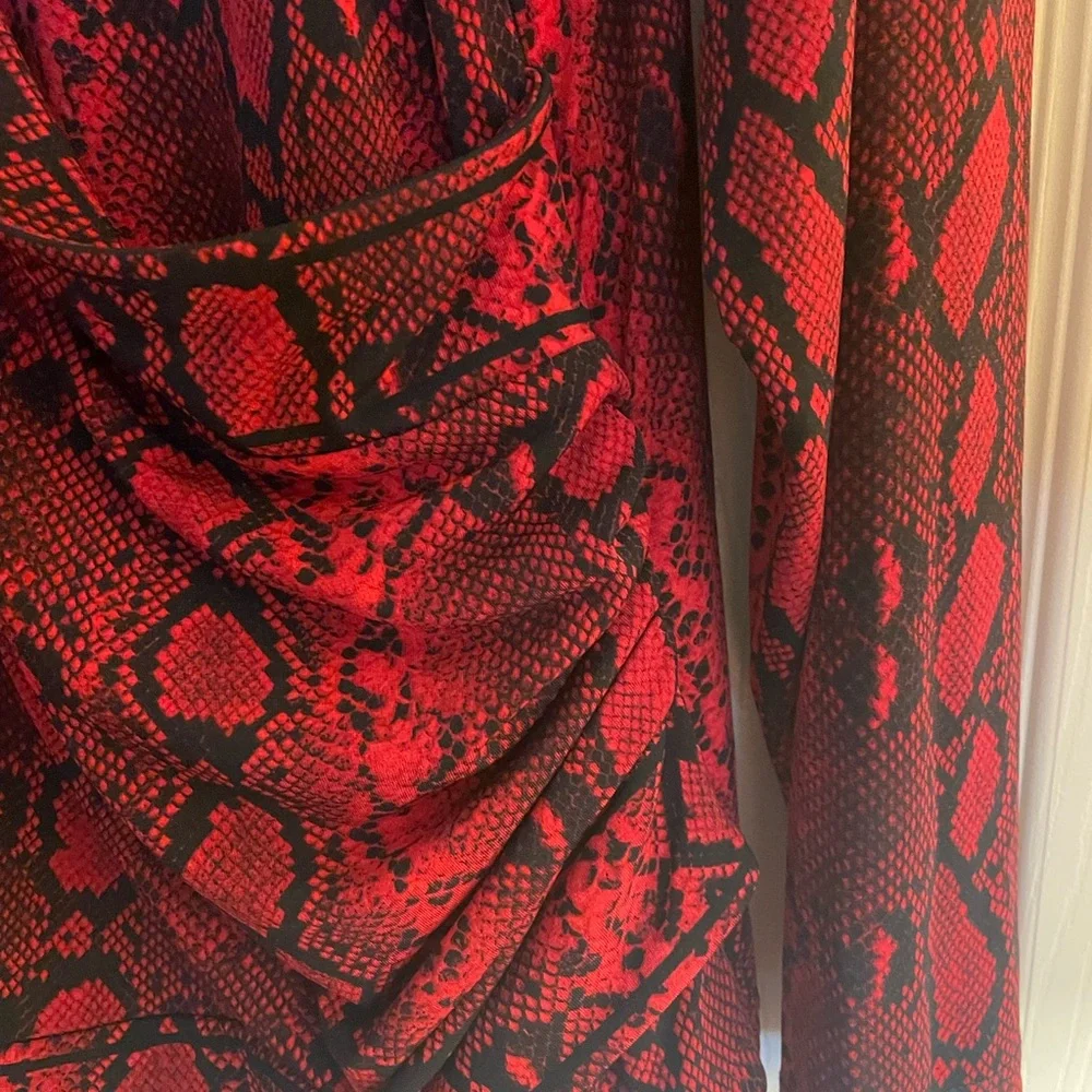 Michael Kors Red & Black Snakeskin Print Top SZ 3X